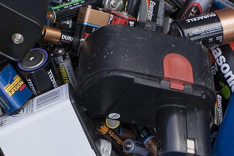乌鲁木齐水磨沟电动车电池多少钱一斤回收,高价报废电池回收|附近回收UPS蓄电池